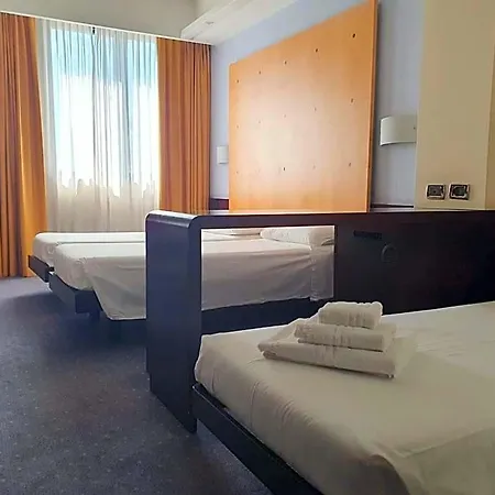 Imperatori Hotel 4*