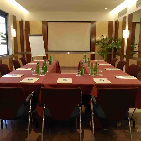 فندق Imperatori 4*