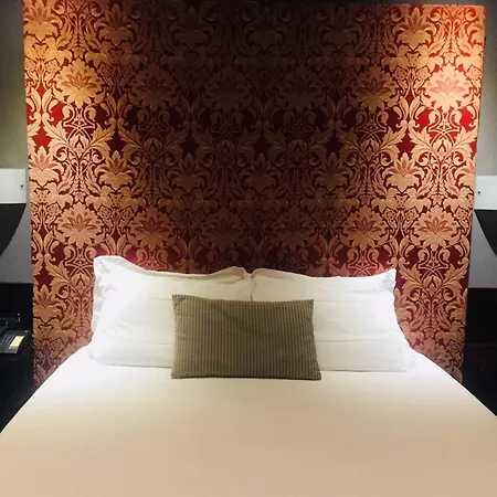 فندق Imperatori 4*